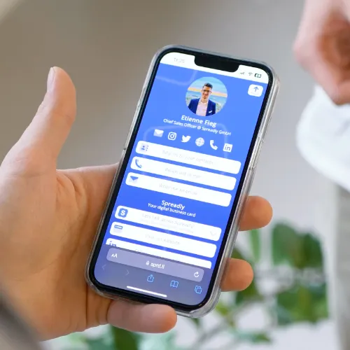 Zdjęcie produktu nr 2 z Drewniana wizytówka NFC